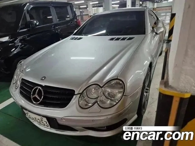 Mercedes-Benz SL-Class