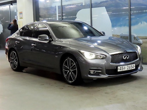 Infiniti Q50 2014