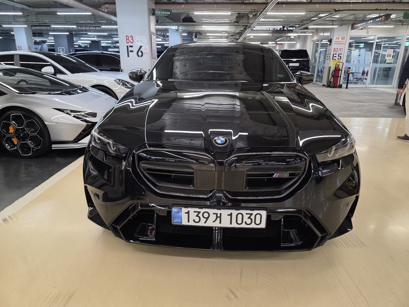 BMW M5