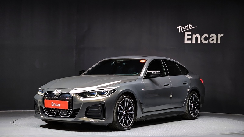 BMW i4