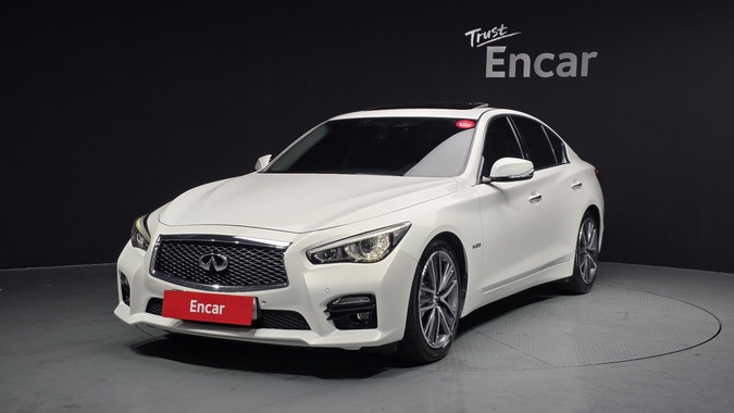 Infiniti Q50 2016