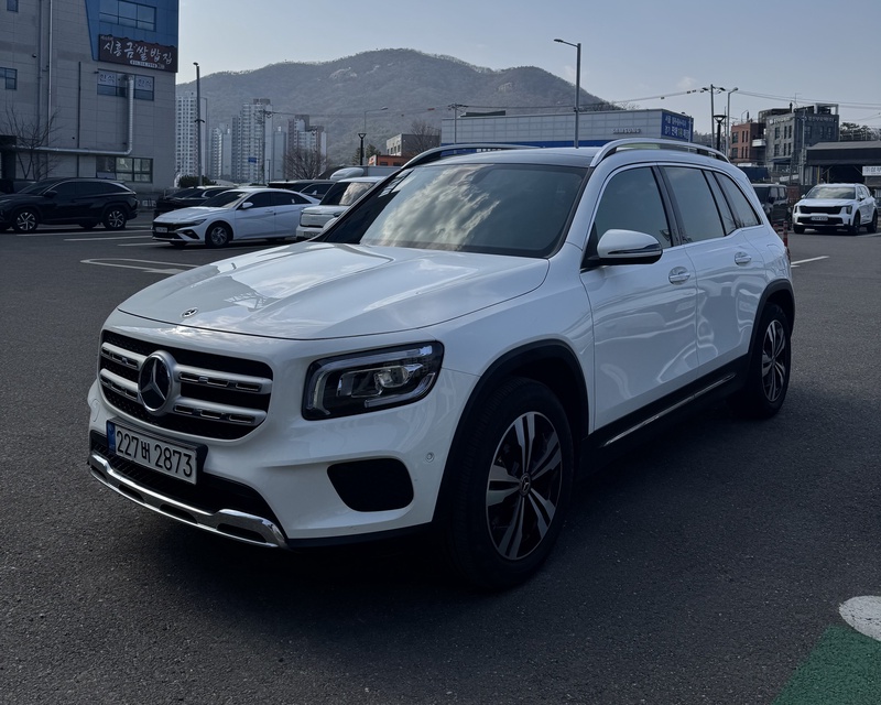 Mercedes-Benz GLB-Class