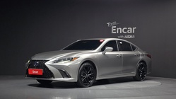 Lexus ES 2022