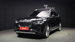 BMW X7 2021