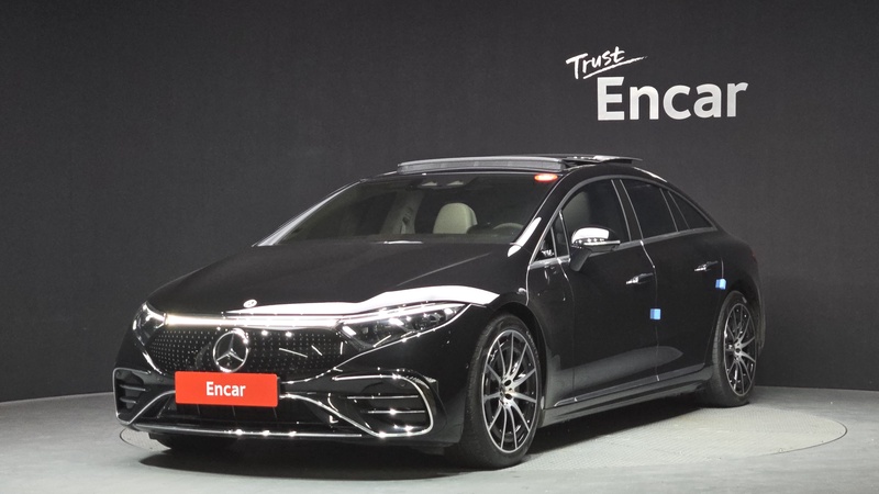 Mercedes-Benz EQS