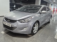 Hyundai Avante 2011