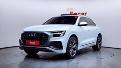 Audi Q8 2021