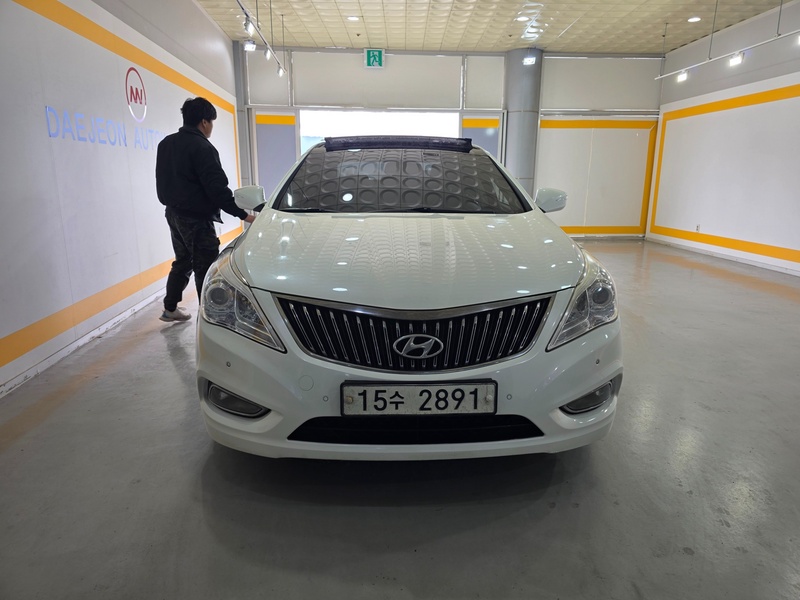 Hyundai Grandeur