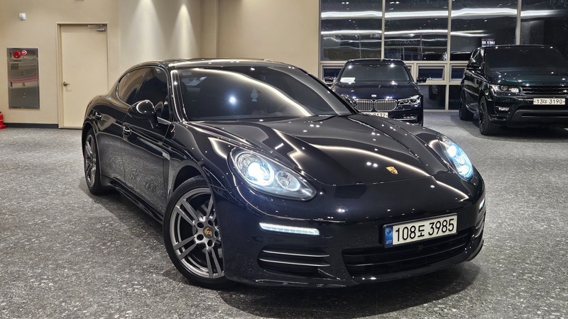 Porsche Panamera