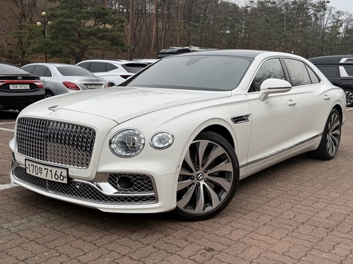 Bentley Flying Spur 2022