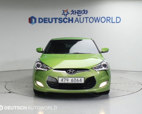 Hyundai Veloster 2011