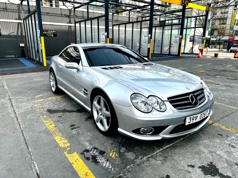 Mercedes-Benz SL-Class