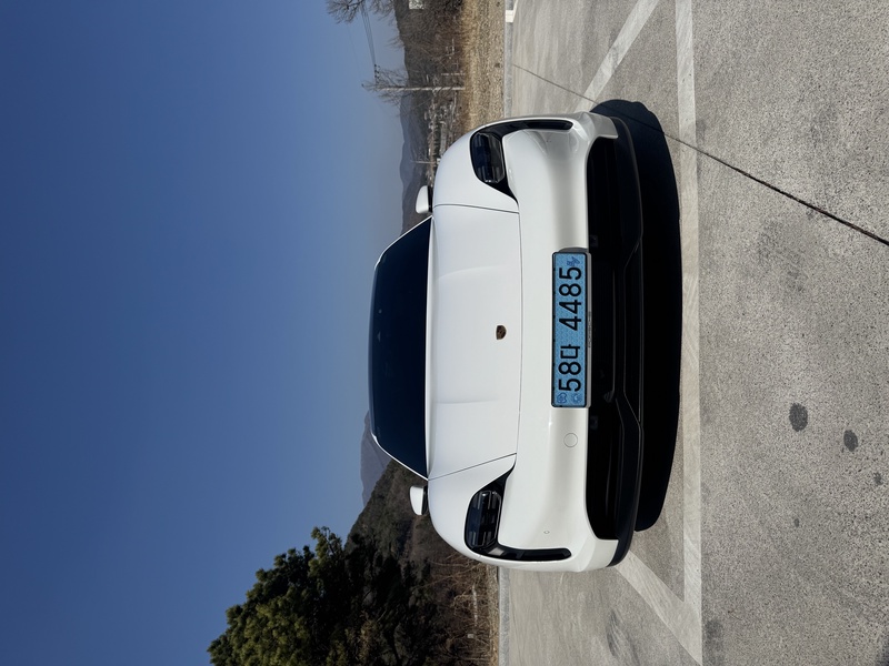 Porsche Taycan
