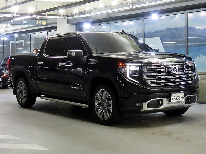 GMC Sierra