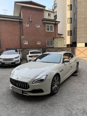 Maserati Quattroporte 2017