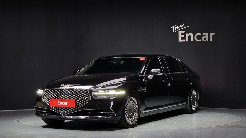 Genesis G90