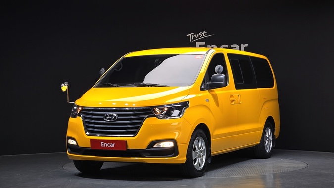 Hyundai Starex 2019
