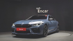 BMW M8 2022
