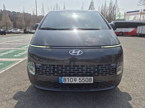 Hyundai Staria 2023