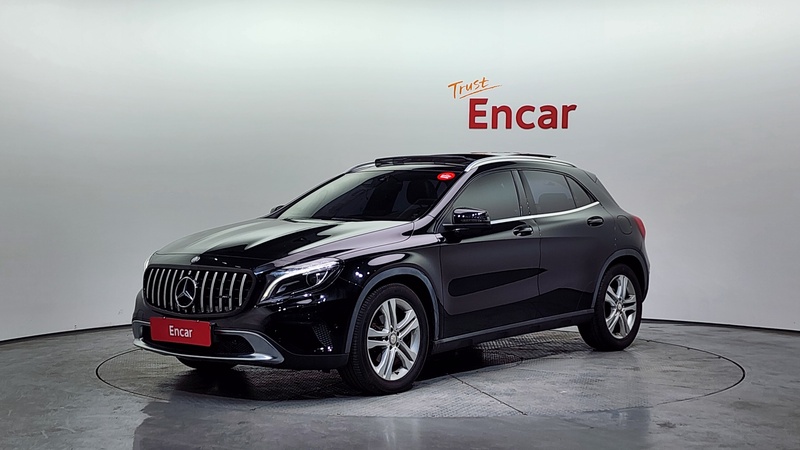 Mercedes-Benz GLA-Class