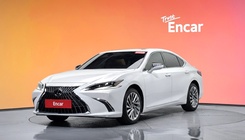 Lexus ES 2023