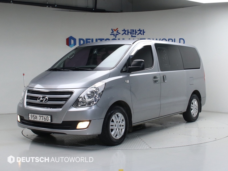 Hyundai Starex