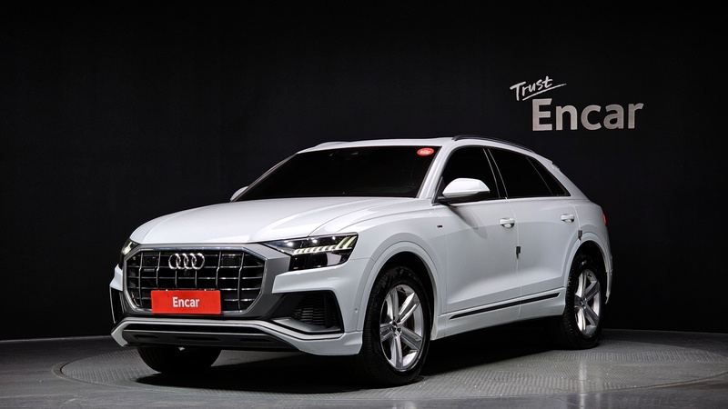 Audi Q8