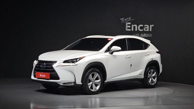 Lexus NX 2015