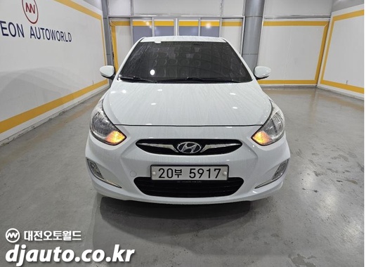 Hyundai Accent 2011