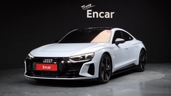 Audi e-tron 2022