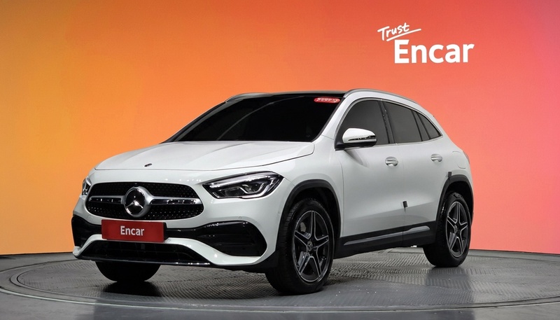 Mercedes-Benz GLA-Class