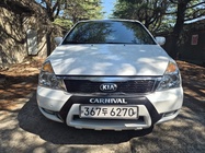 Kia Canival 2012