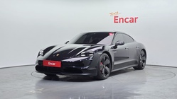 Porsche Taycan 2021