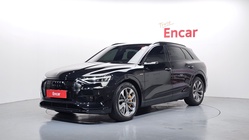 Audi e-tron 2022