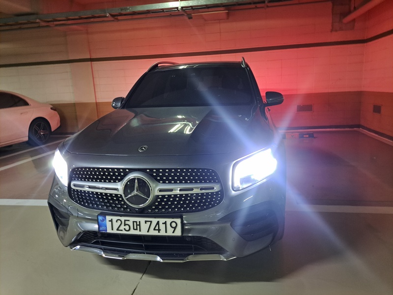 Mercedes-Benz GLB-Class