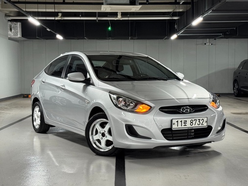 Hyundai Accent 2012