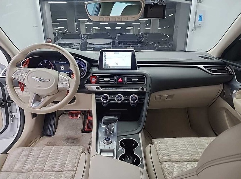 Genesis G70