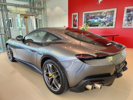 Ferrari Roma 2023