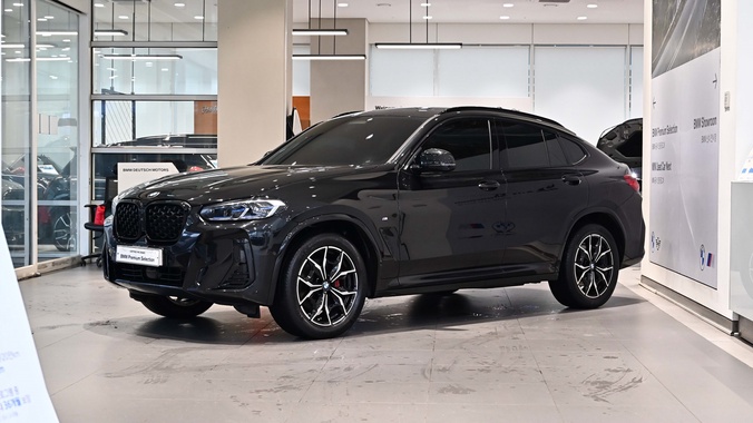 BMW X4 2023
