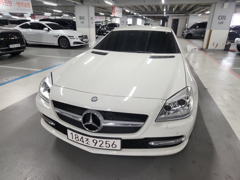 Mercedes-Benz SLK-Class