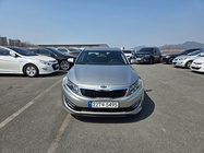 Kia K5 2011