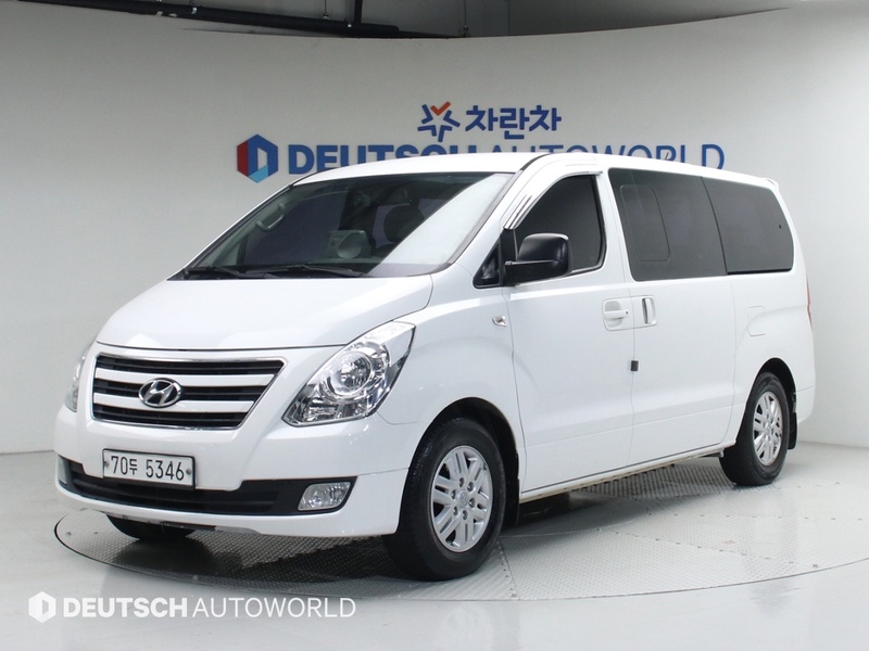 Hyundai Starex