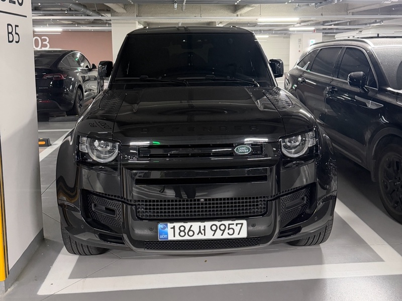 Land Rover Defender