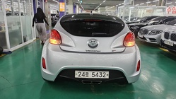 Hyundai Veloster 2011