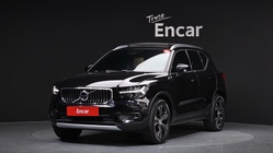 Volvo XC40 2021