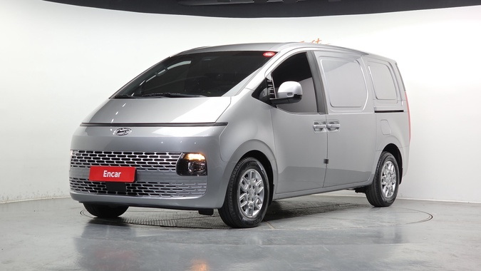 Hyundai Staria 2023