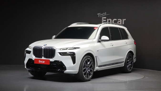 BMW X7 2025