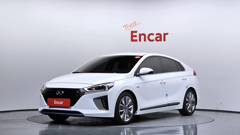 Hyundai Ioniq