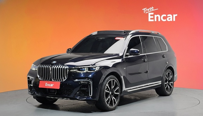 BMW X7 2021