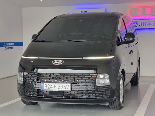 Hyundai Staria 2024